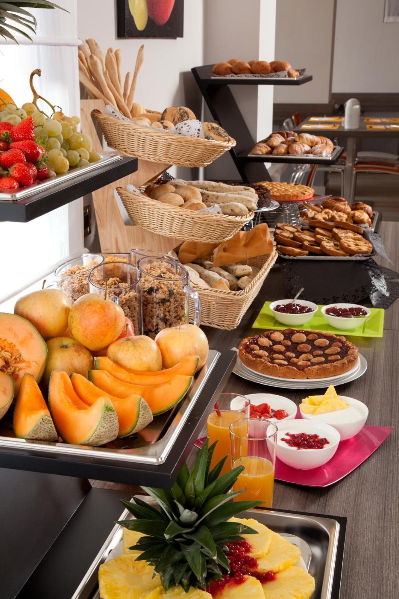 Best Western Plus Borgolecco Hotel Arcore Restoran fotoğraf