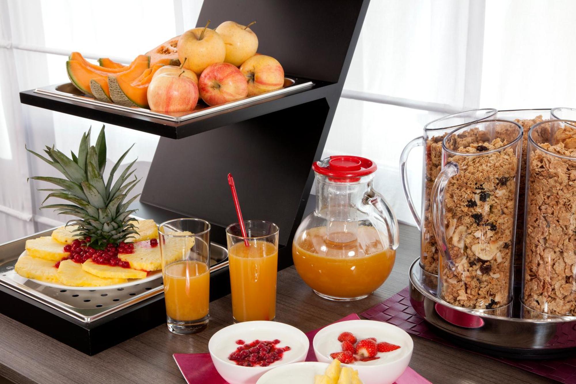 Best Western Plus Borgolecco Hotel Arcore Restoran fotoğraf